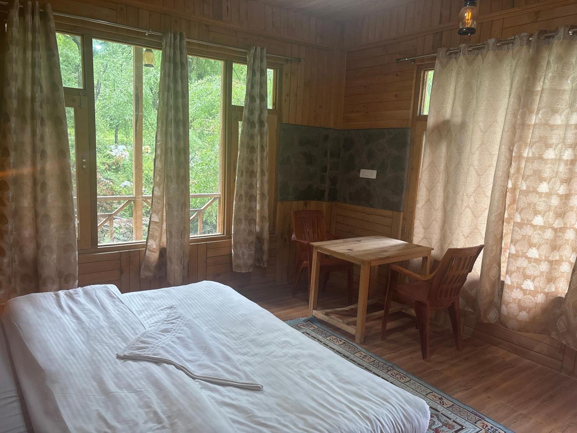 The Cozy Cabin, Jibhi Banjār Extérieur photo