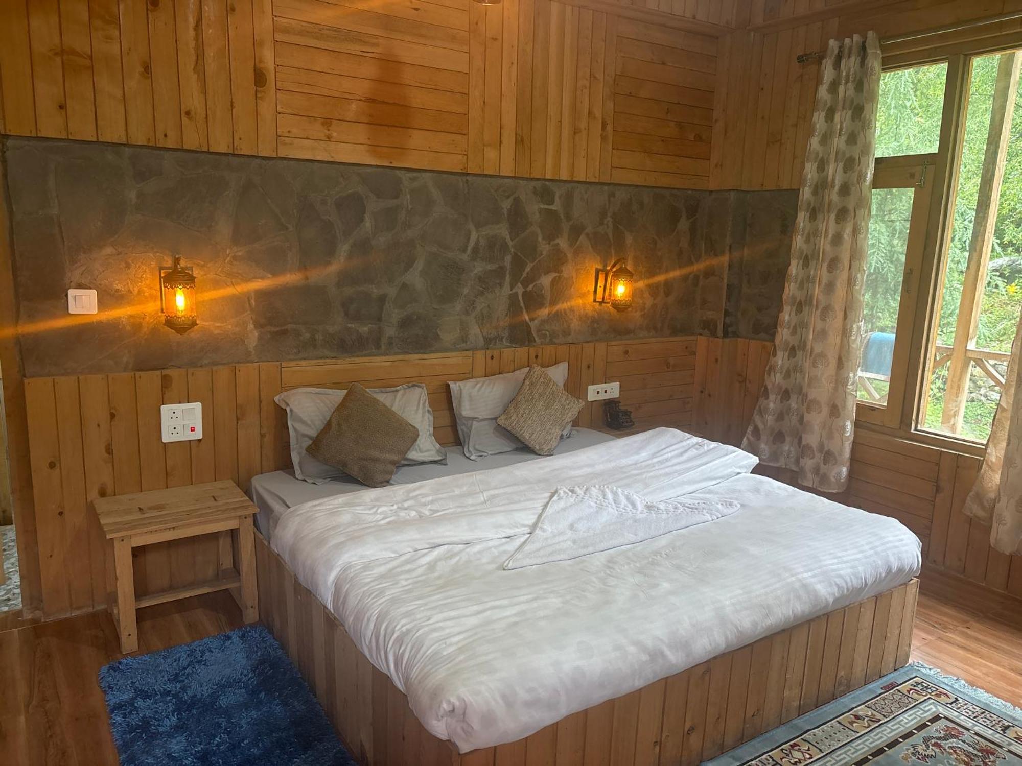 The Cozy Cabin, Jibhi Banjār Extérieur photo